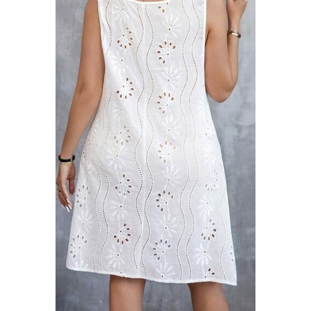 Plus-Size Elegant White Lace Dress Women's Floral Embroidery New Without Tags